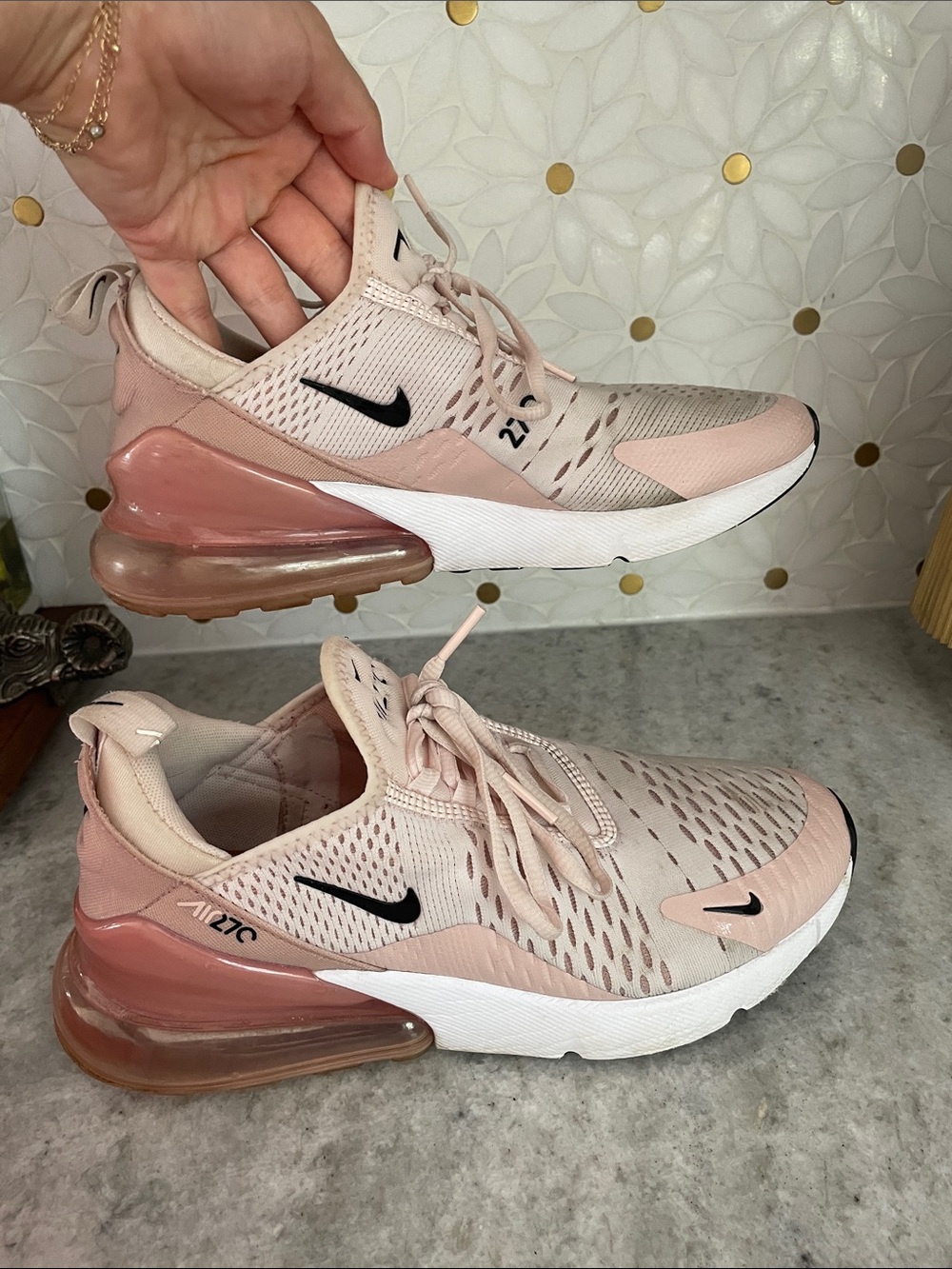 Nike Air Max 270 Women's Athletic Shoes - Blush Pink and White